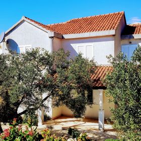 Apartmanok Medencével Mavarstica, Ciovo - 2053 Mavarštica