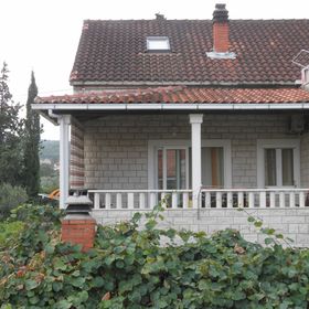 Apartmanok Parkolóhellyel Mirca, Brac - 2838 Mirca