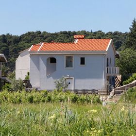 Apartmanok Családok Részére Medencével Palit, Rab - 3212 Palit