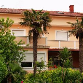 Apartmanok Parkolóhellyel Palit, Rab - 5028 Palit