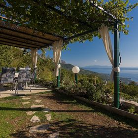 Ház Családok Részére Parkolóhellyel Gornji Tucepi - Podpec, Makarska - 6915 Gornji Tučepi - Podpeć