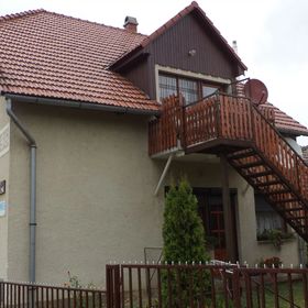 Sziszi Apartman Balatonszárszó