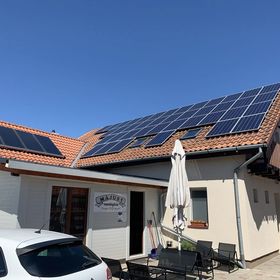 Május 1 Vendégház Sé