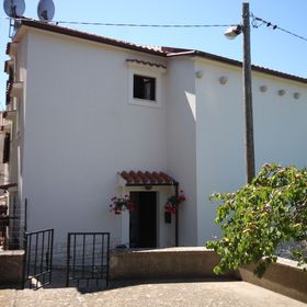 Apartmanok és Szobák Parkolóhellyel Cunski, Losinj - 2498 Ćunski