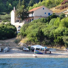 Robinzoni Apartmanok A Tenger Mellett Öböl Tvrdni Dolac, Hvar - 4008 Tvrdni Dolac