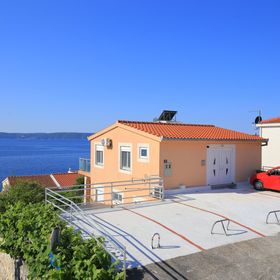 Apartmanok A Tenger Mellett Rastici, Ciovo - 4293 Rastići