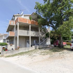 Apartments Biserka Primosten