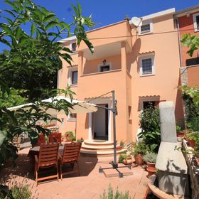 Apartmanok Parkolóhellyel Cunski, Losinj - 8010 Ćunski
