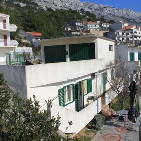 Apartmanok A Tenger Mellett Marusici, Omis - 8632 Marušići