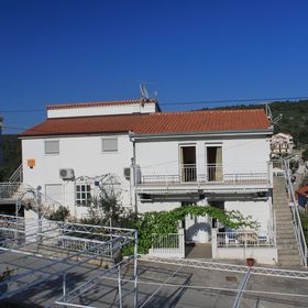 Apartmanok Parkolóhellyel Mavarstica, Ciovo - 8685 Mavarštica