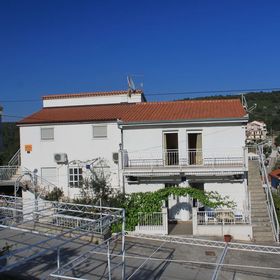 Apartmanok Parkolóhellyel Mavarstica, Ciovo - 8685 Mavarštica