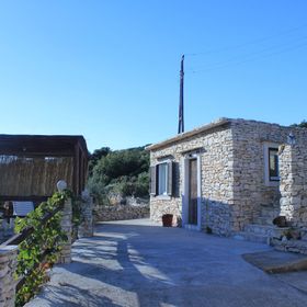 Nyaralóház A Tenger Mellett Öböl Parja, Vis - 8903 Parja