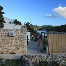 Nyaralóház A Tenger Mellett Öböl Parja, Vis - 8903 Parja