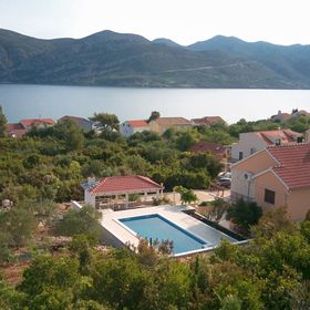 Apartmanok A Tenger Mellett Medencével Kneza, Korcula - 9269 Kneža