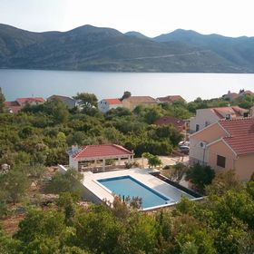 Apartmanok A Tenger Mellett Medencével Kneza, Korcula - 9269 Kneža