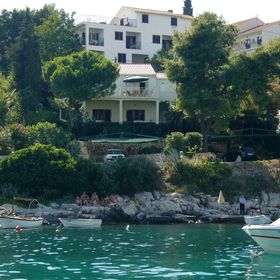 Apartmanok A Tenger Mellett Mavarstica, Ciovo - 9432 Mavarštica