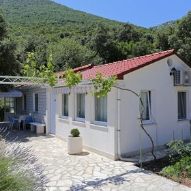 Nyaralóház A Tenger Mellett Öböl Velika Prapratna Peljesac - 9486