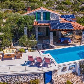 Ház Családok Részére Medencével A Tenger Mellett Öböl Pernatice, Drvenik - 11590 Pernatice