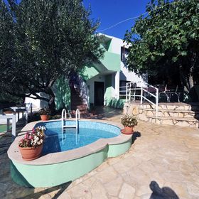 Ház Gyermekes Családok Részére A Tenger Mellett Zatoglav, Rogoznica - 12212 Zatoglav