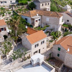 Nyaralóház A Tenger Mellett Pucisca, Brac - 14003 Pučišća