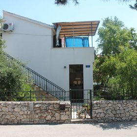 Apartmanok Parkolóhellyel Businci, Ciovo - 14010 Bušinci