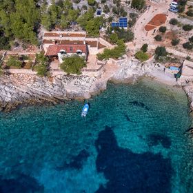 Halászkunyhó Nyaraláshoz A Tenger Mellett Öböl Golubinka, Hvar - 14344 Golubinka