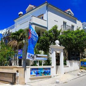 Apartmanok A Tenger Mellett Makarska - 15200