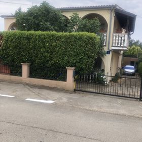 Apartmanok Parkolóhellyel Pinezici, Krk - 15269 Pinezići