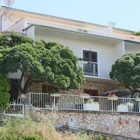 Apartmanok A Tenger Mellett Jelsa, Hvar - 15348 Jelsa