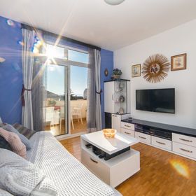 Apartmanok Parkolóhellyel Makarska - 15375