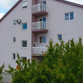Apartmanok Parkolóhellyel Trogir - 15440