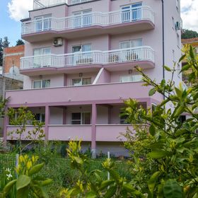 Apartmanok Parkolóhellyel Trogir - 15440