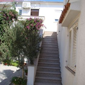 Apartmanok Parkolóhellyel Povljana, Pag - 15532 Povljana