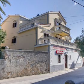 Apartmanok A Tenger Mellett Mali Losinj, Losinj - 15576 Mali Lošinj