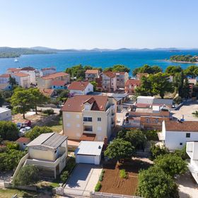 Apartmanok A Tenger Mellett Pirovac, Sibenik - 15659 Pirovac