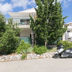 Apartments Ksenija Primosten