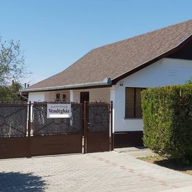 Feszty-fészek Vendégház Tiszafüred