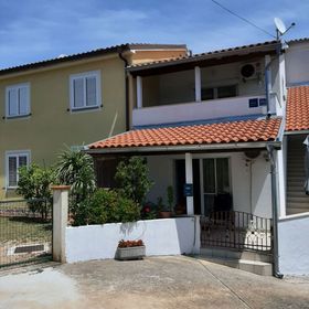 Apartmanok Parkolóhellyel Cizici, Krk - 15415 Čižići