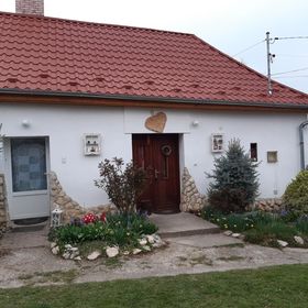 Molly Vendégház Bakonyszentlászló