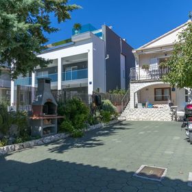 Apartments Ljubomir Rogoznica