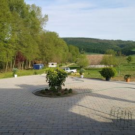 Bársonyberek Vendégház Jásd