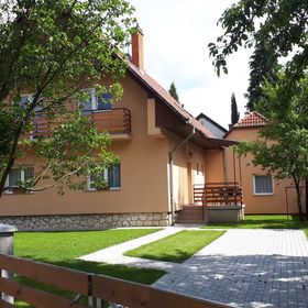 Viktória Apartmanház Harkány