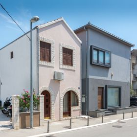 Apartmanok A Tenger Mellett Kastel Stari, Kastela - 15894 Kaštel Stari