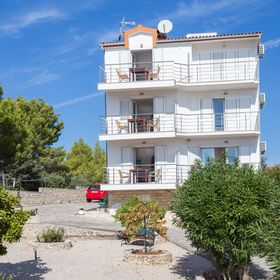 Apartmanok A Tenger Mellett Razanj, Rogoznica - 15998 Ražanj