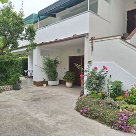 Apartmanok Parkolóhellyel Supetarska Draga - Donja, Rab - 15999 Supetarska Draga - Donja