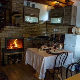 Kemencés Vendégház Császártöltés