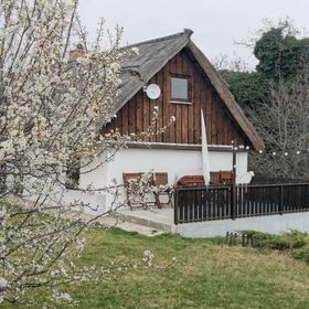 Hét Fenyő Vendégház Sukoró