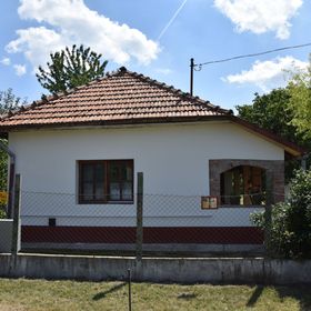 Kis Ház Apartman Tiszaszőlős