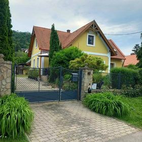 Anikó Apartman Szigligeti