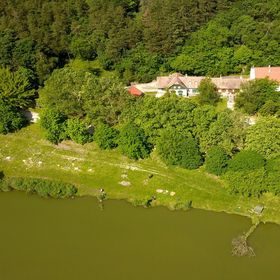 Kerektó Vadászház és Vendégház Esztergom-Búbánatvölgy